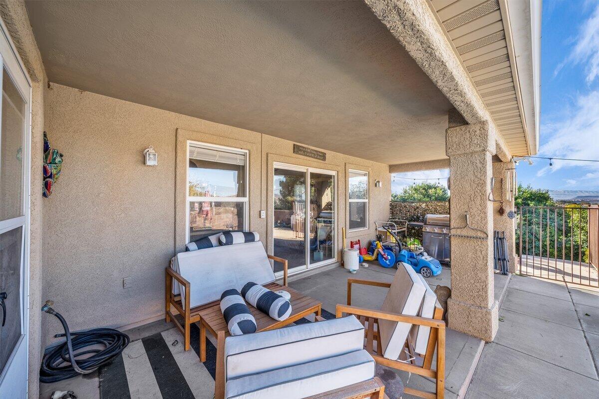 MAJESTIC VIEW - Residential