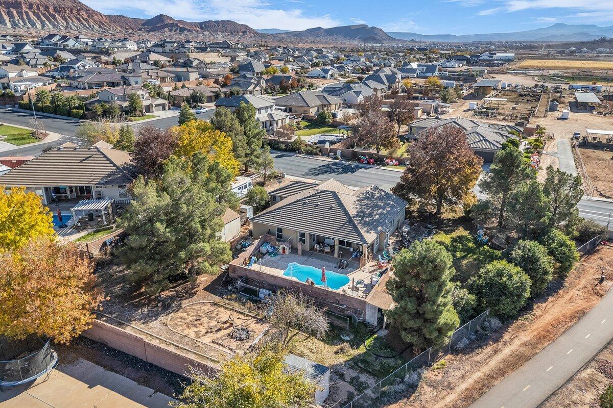 MAJESTIC VIEW - Residential