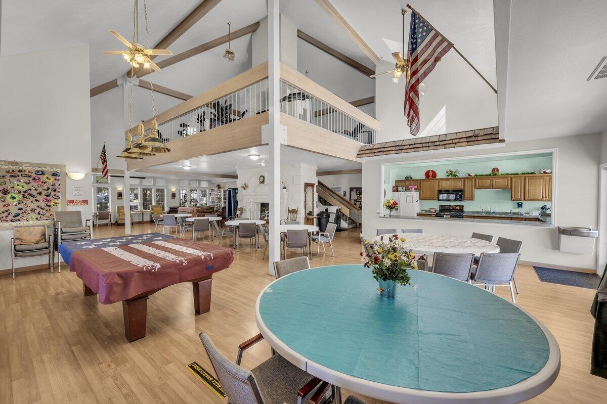 HARRISBURG LAKESIDE ESTATES - Residential