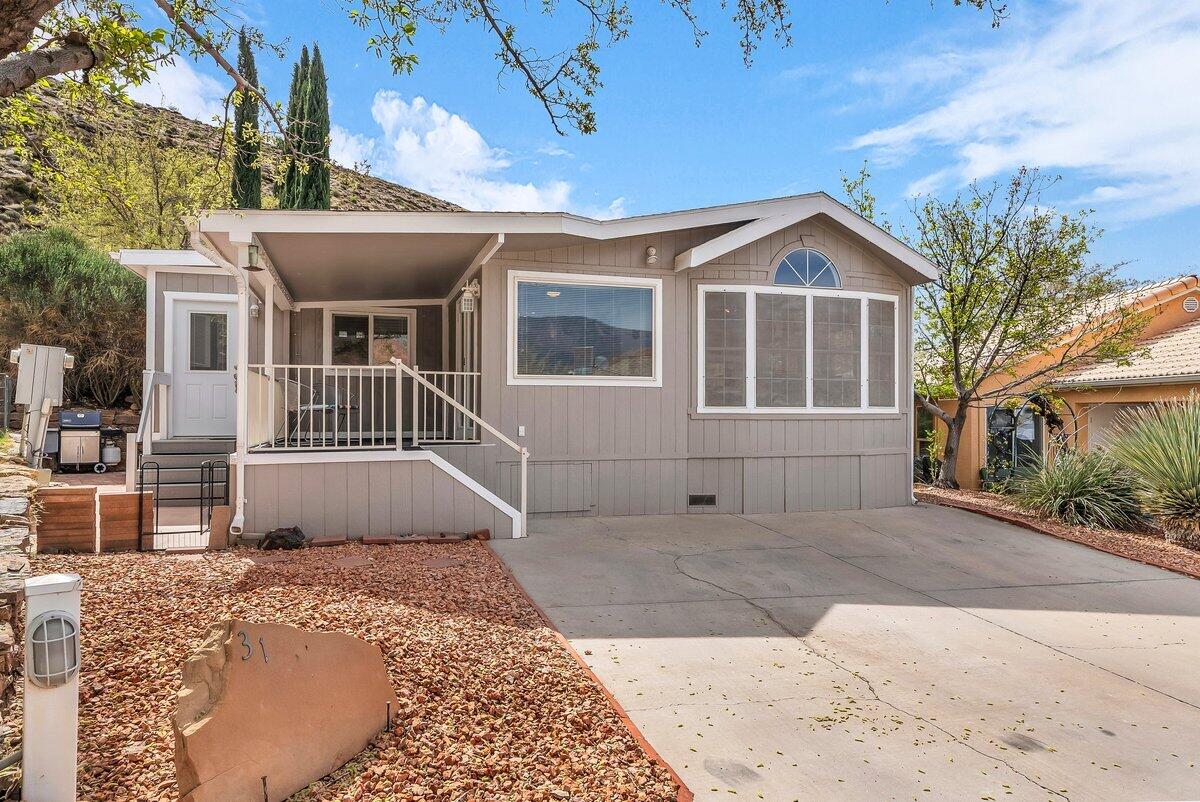 HARRISBURG LAKESIDE ESTATES - Residential