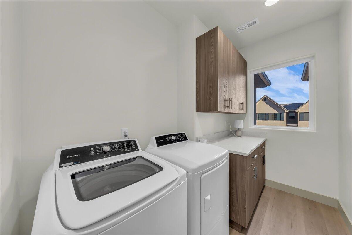 HERITAGE POINTE - Residential