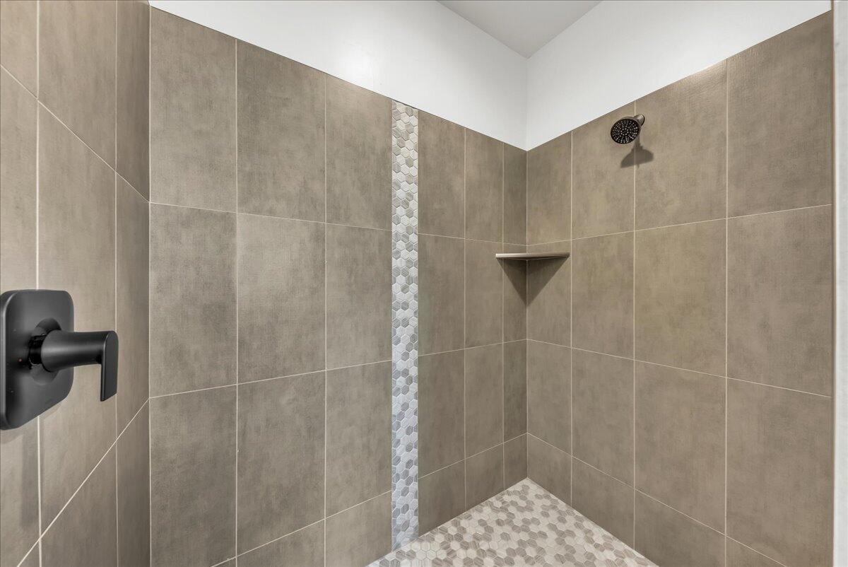 HERITAGE POINTE - Residential