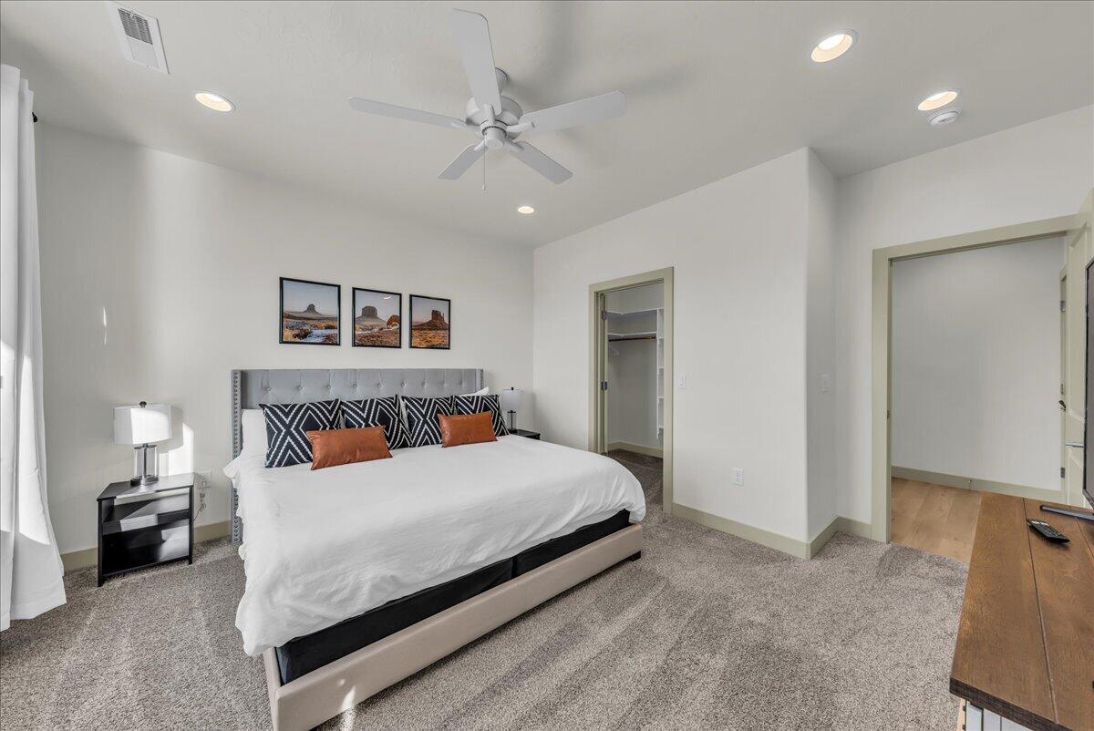 HERITAGE POINTE - Residential