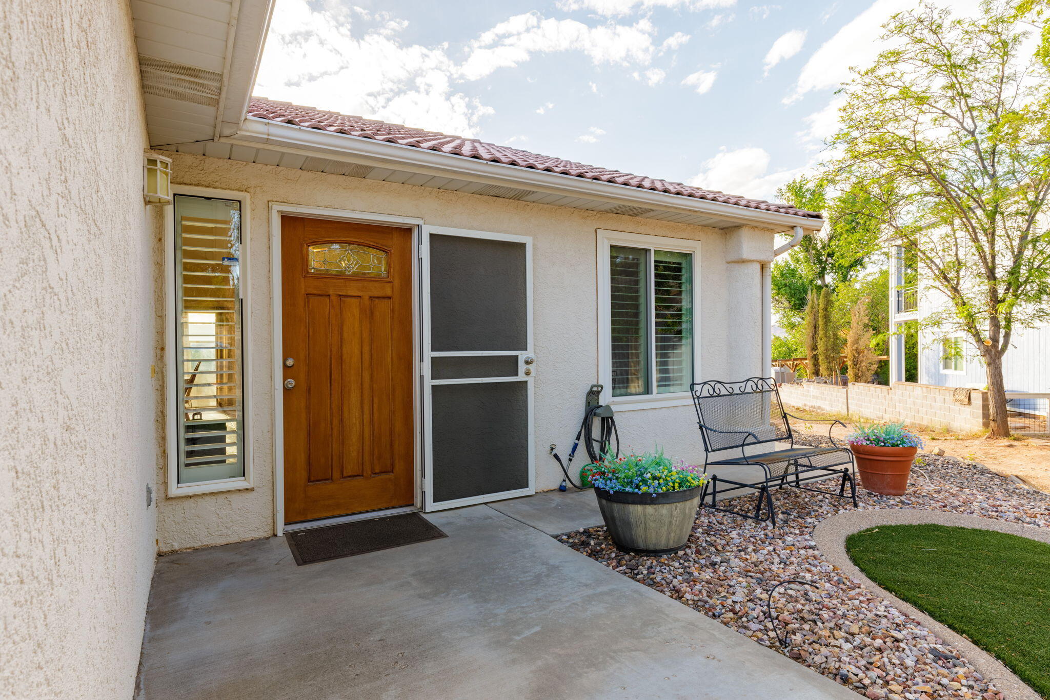BLOOMINGTON HILLS - Residential