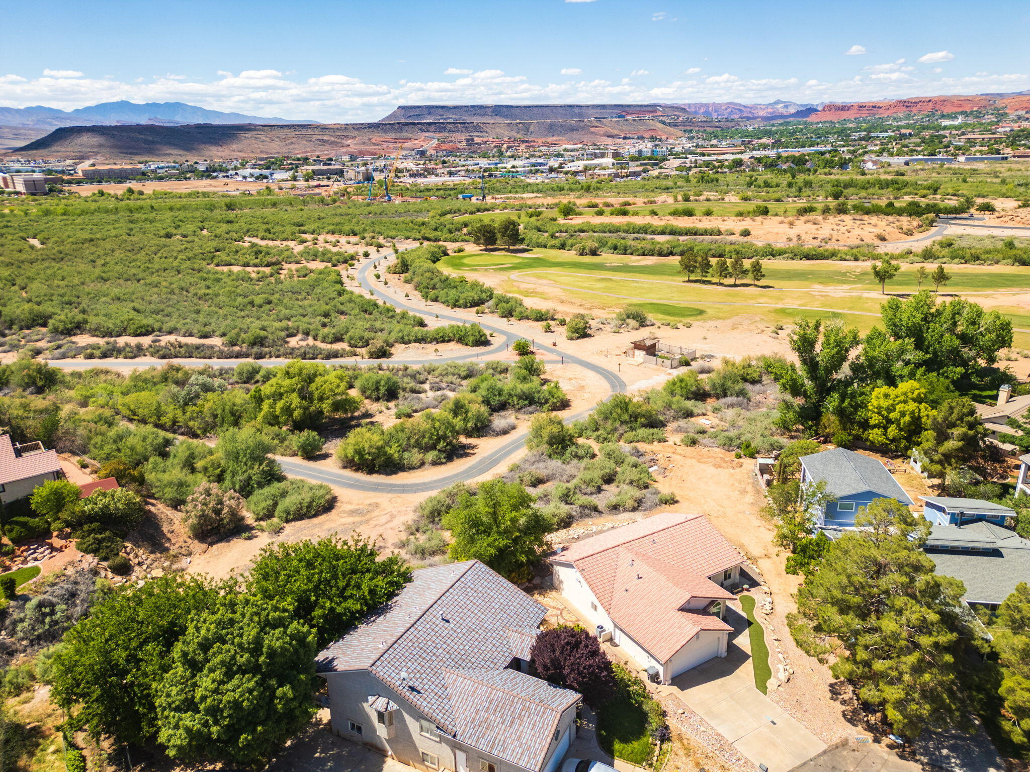 BLOOMINGTON HILLS - Residential