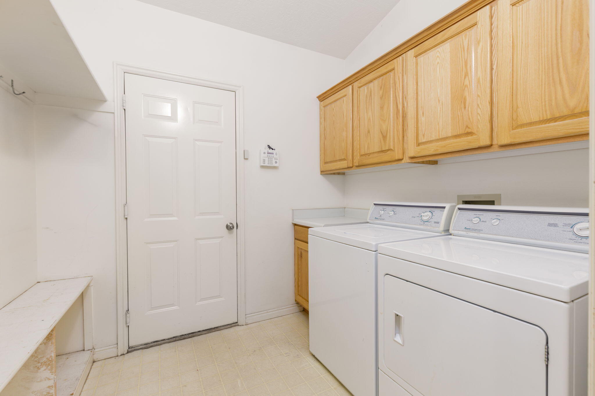BLOOMINGTON HILLS - Residential