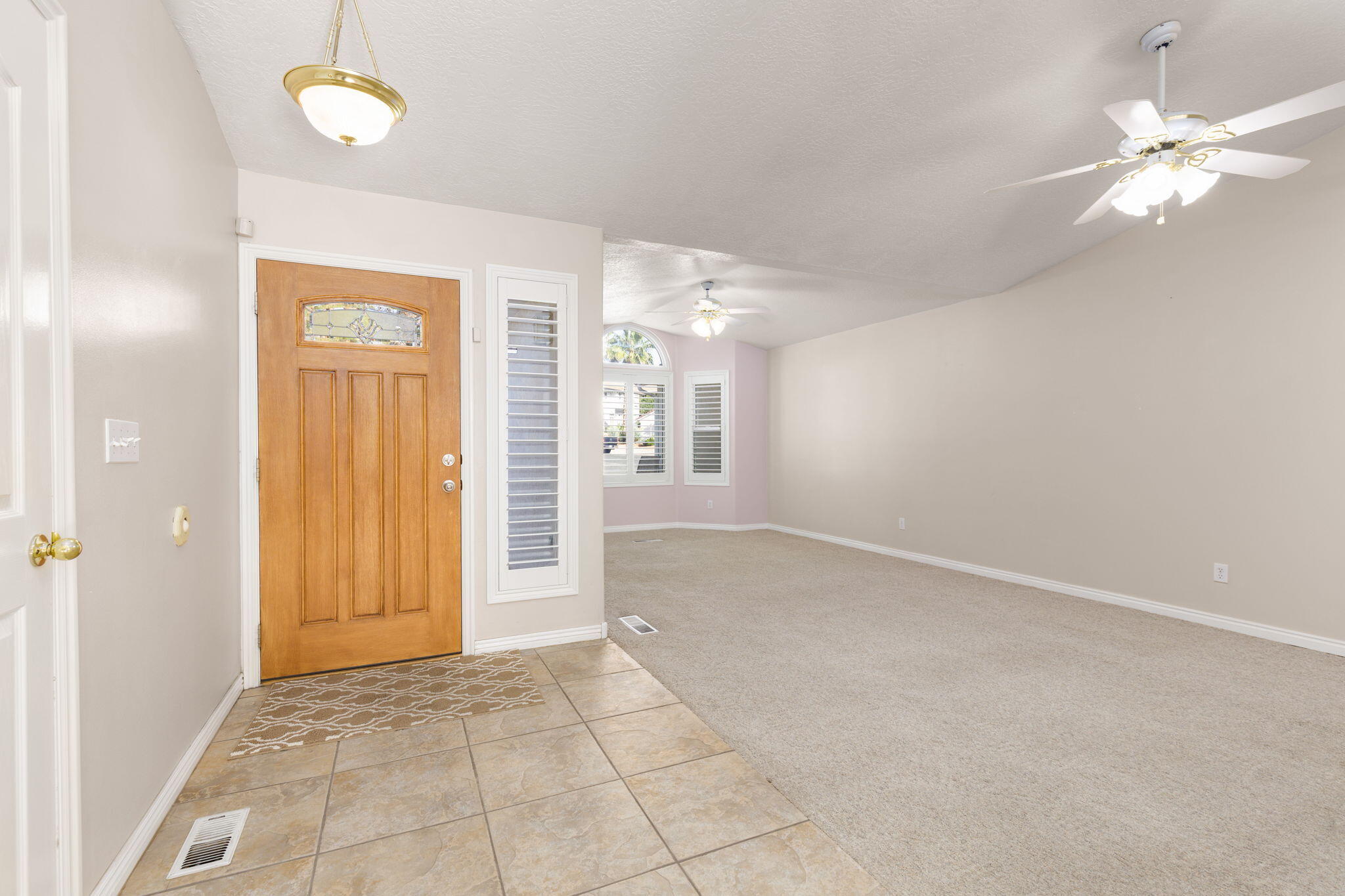BLOOMINGTON HILLS - Residential