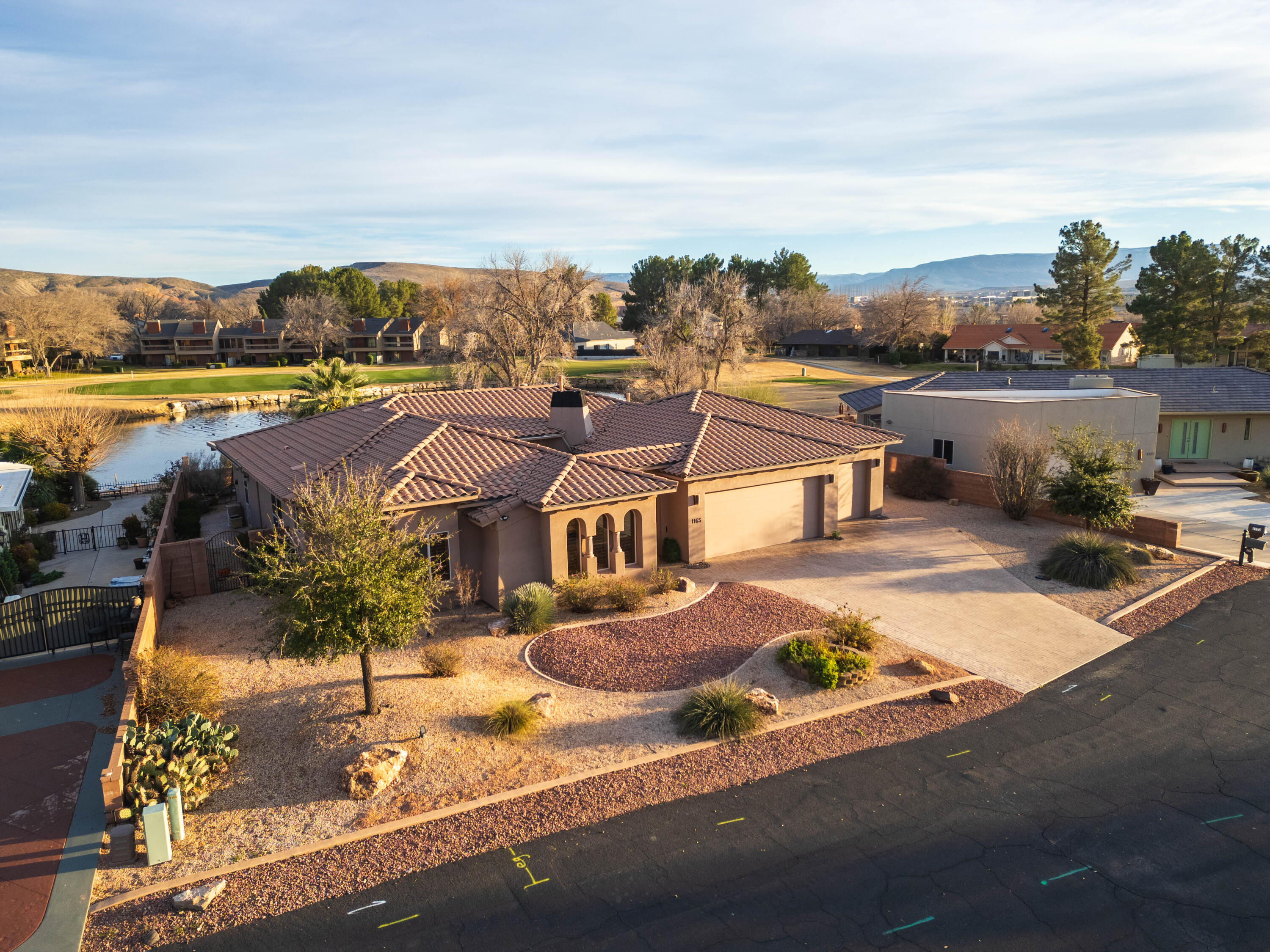 BLOOMINGTON COUNTRY CLUB - Residential