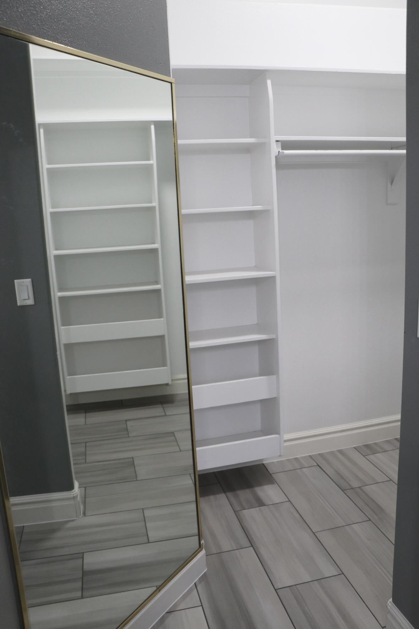 CRESTVIEW VILLAGE - Residential