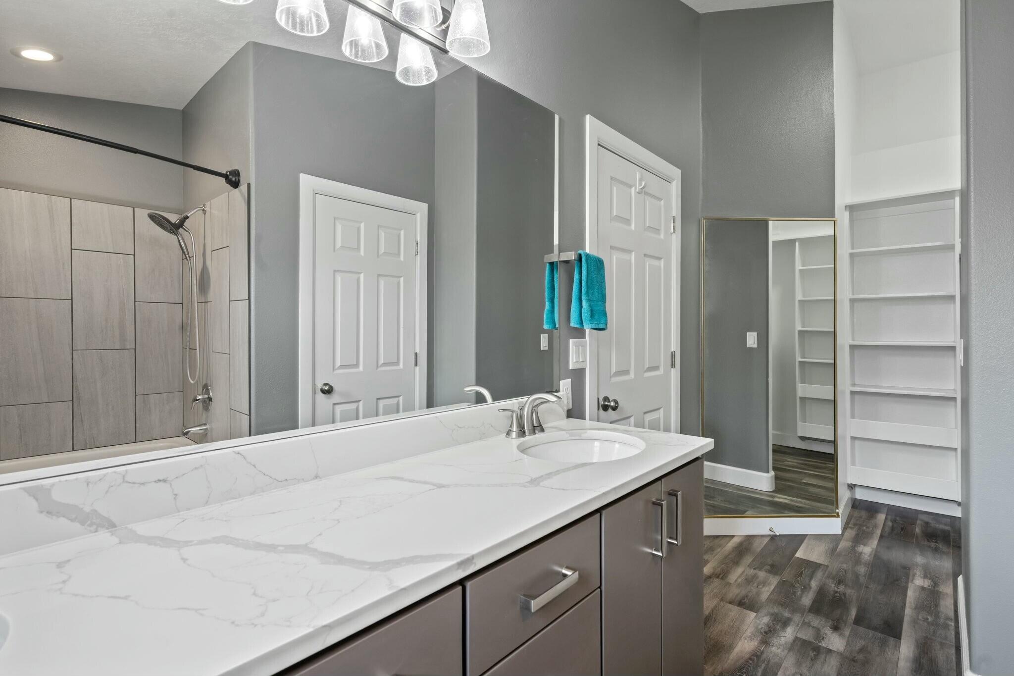 CRESTVIEW VILLAGE - Residential