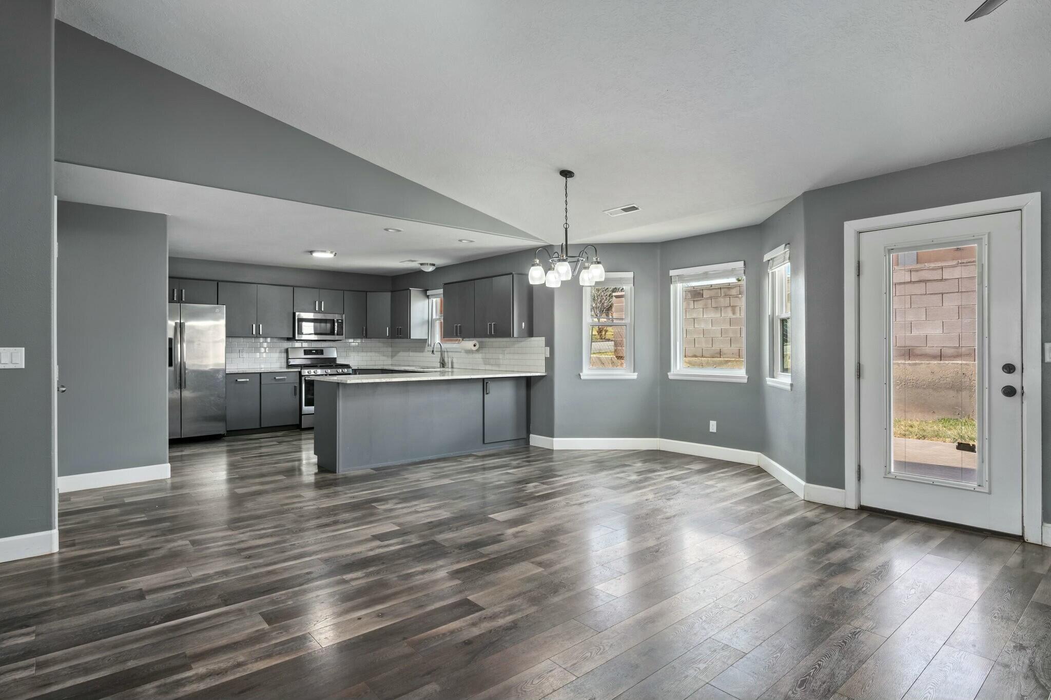 CRESTVIEW VILLAGE - Residential