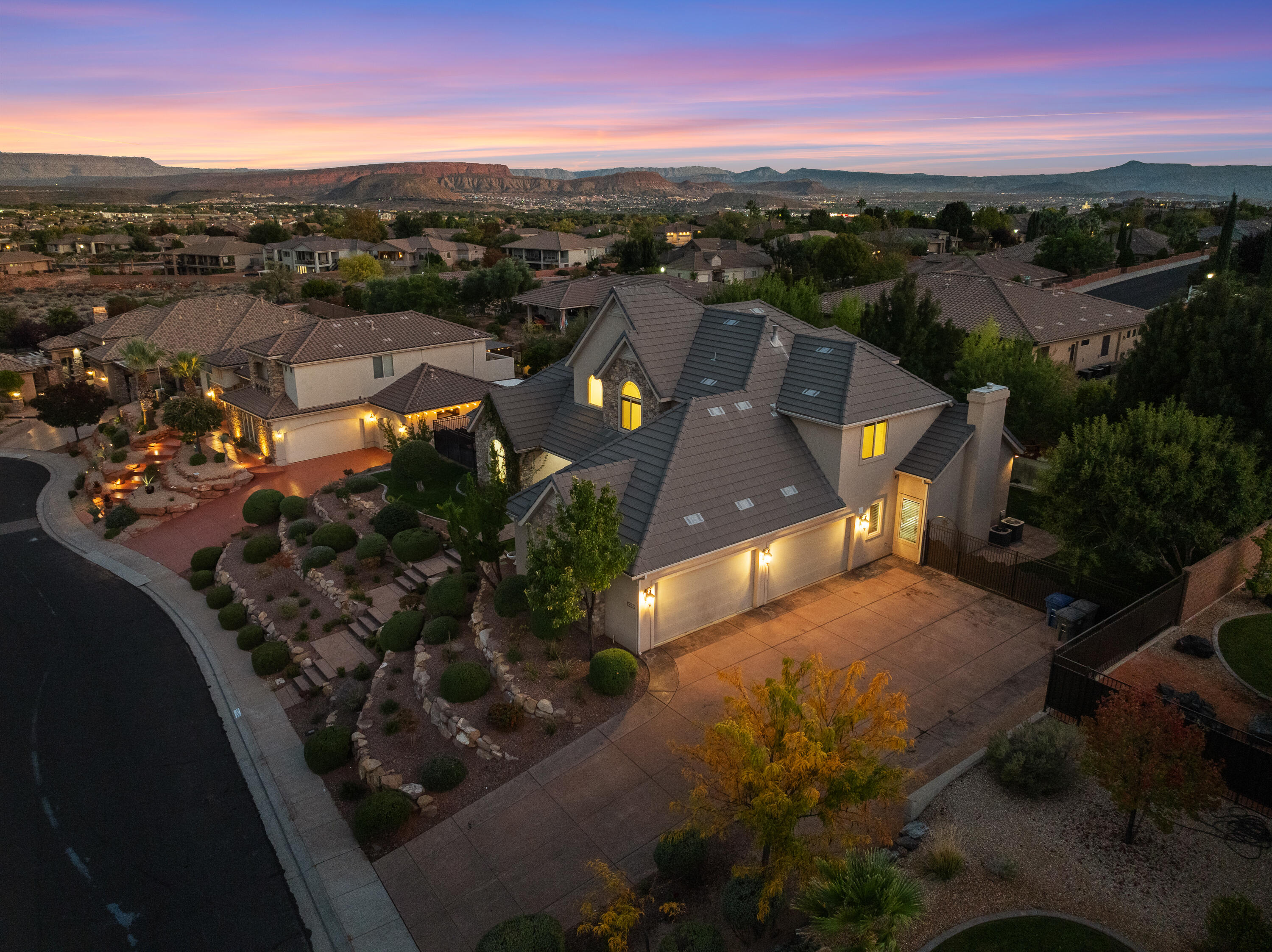 NORTHBRIDGE - Residential