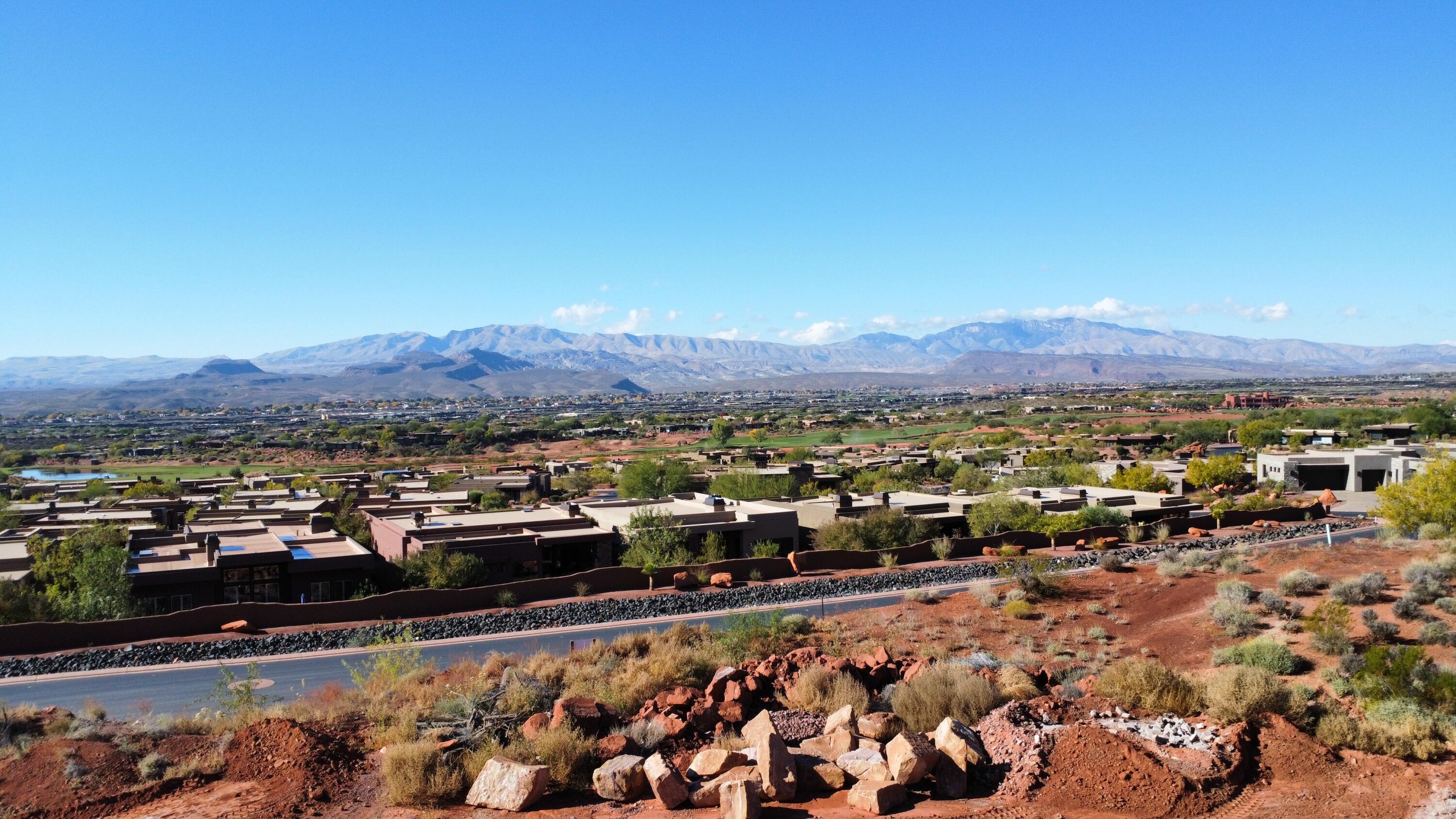 VISTAS AT ENTRADA - Residential