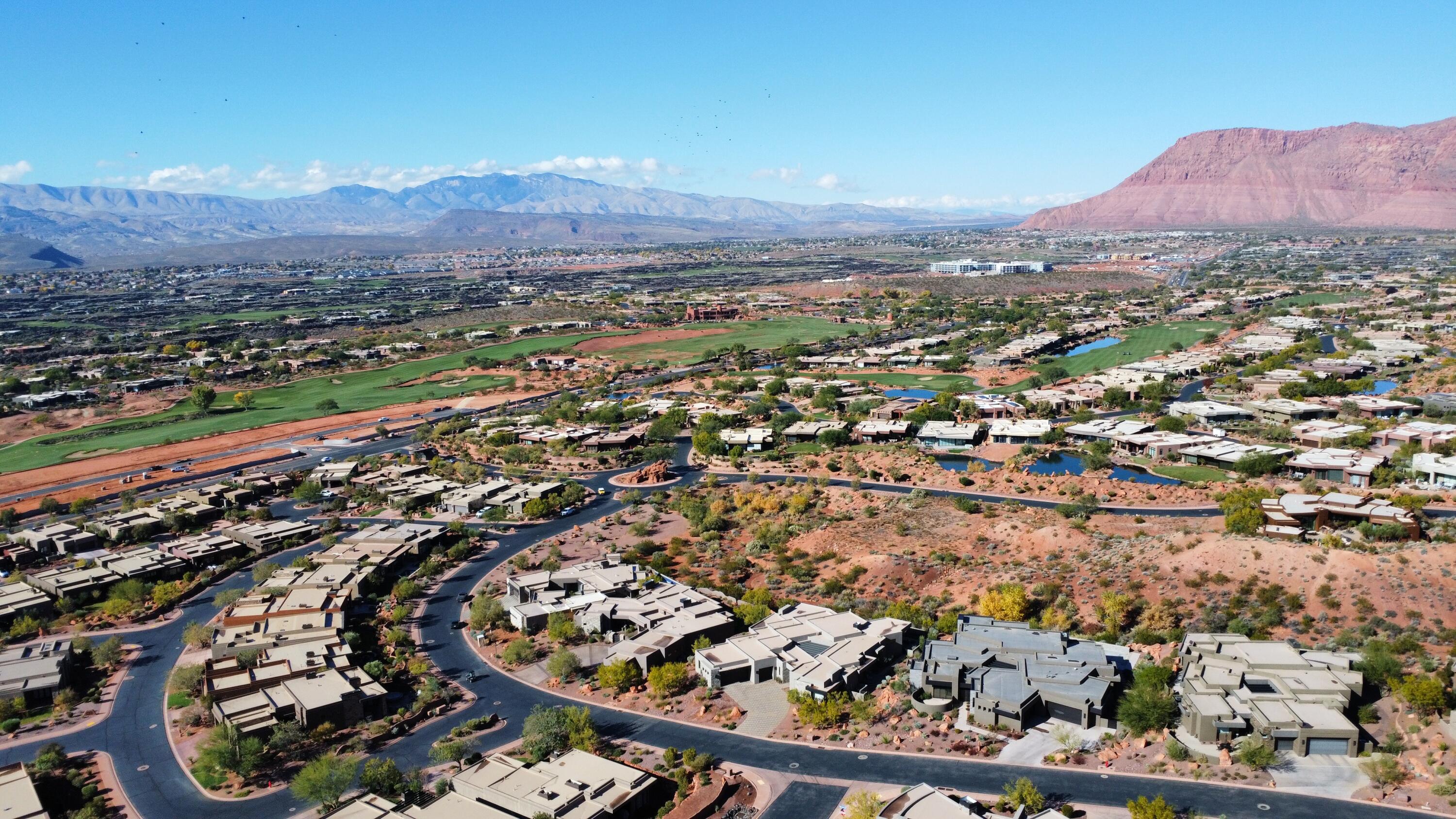VISTAS AT ENTRADA - Residential