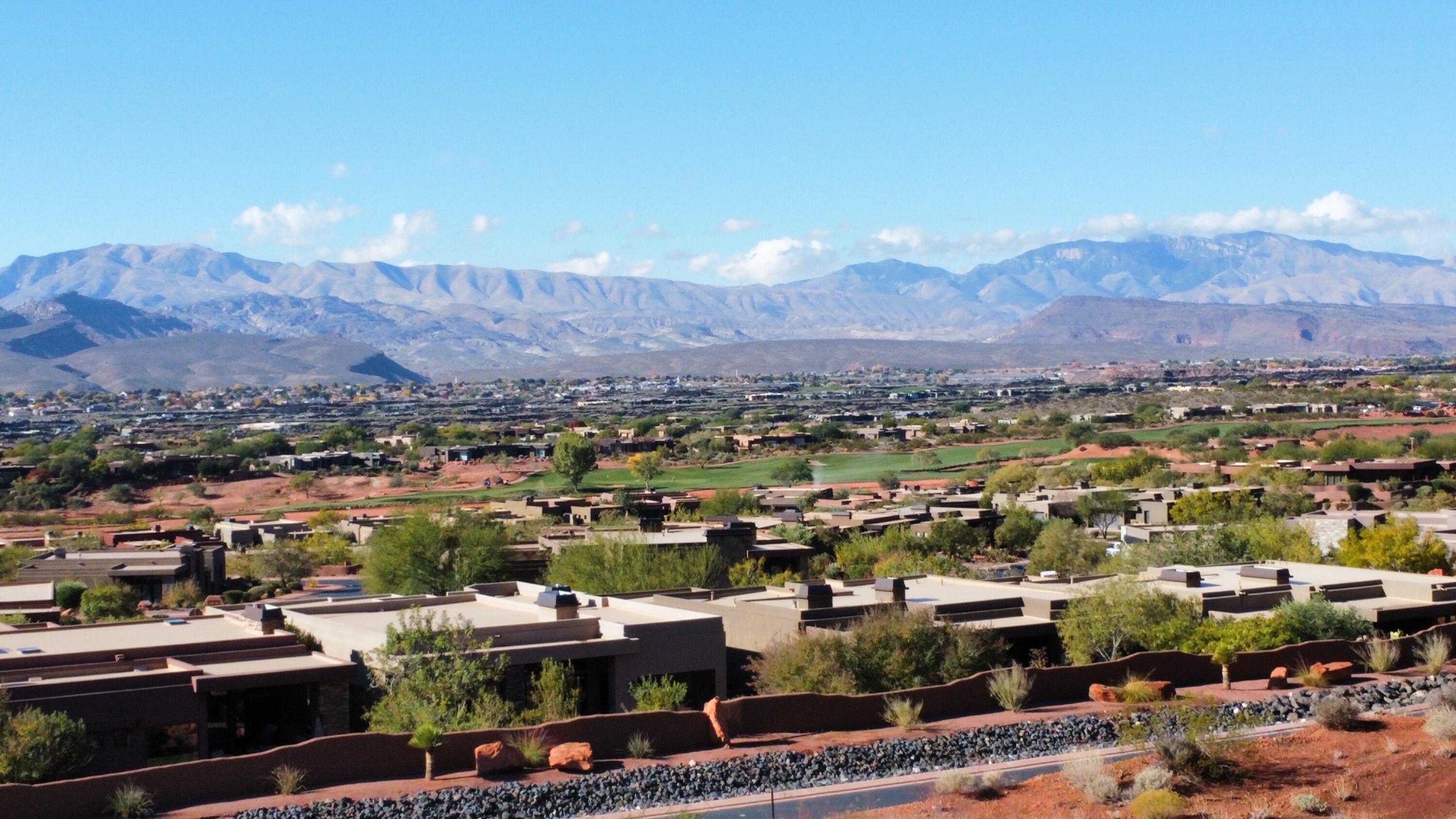 VISTAS AT ENTRADA - Residential