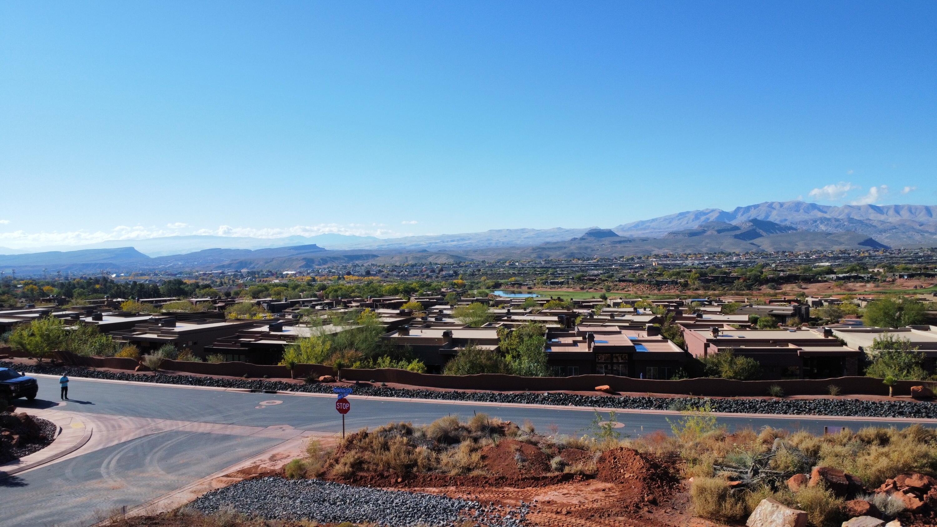 VISTAS AT ENTRADA - Residential