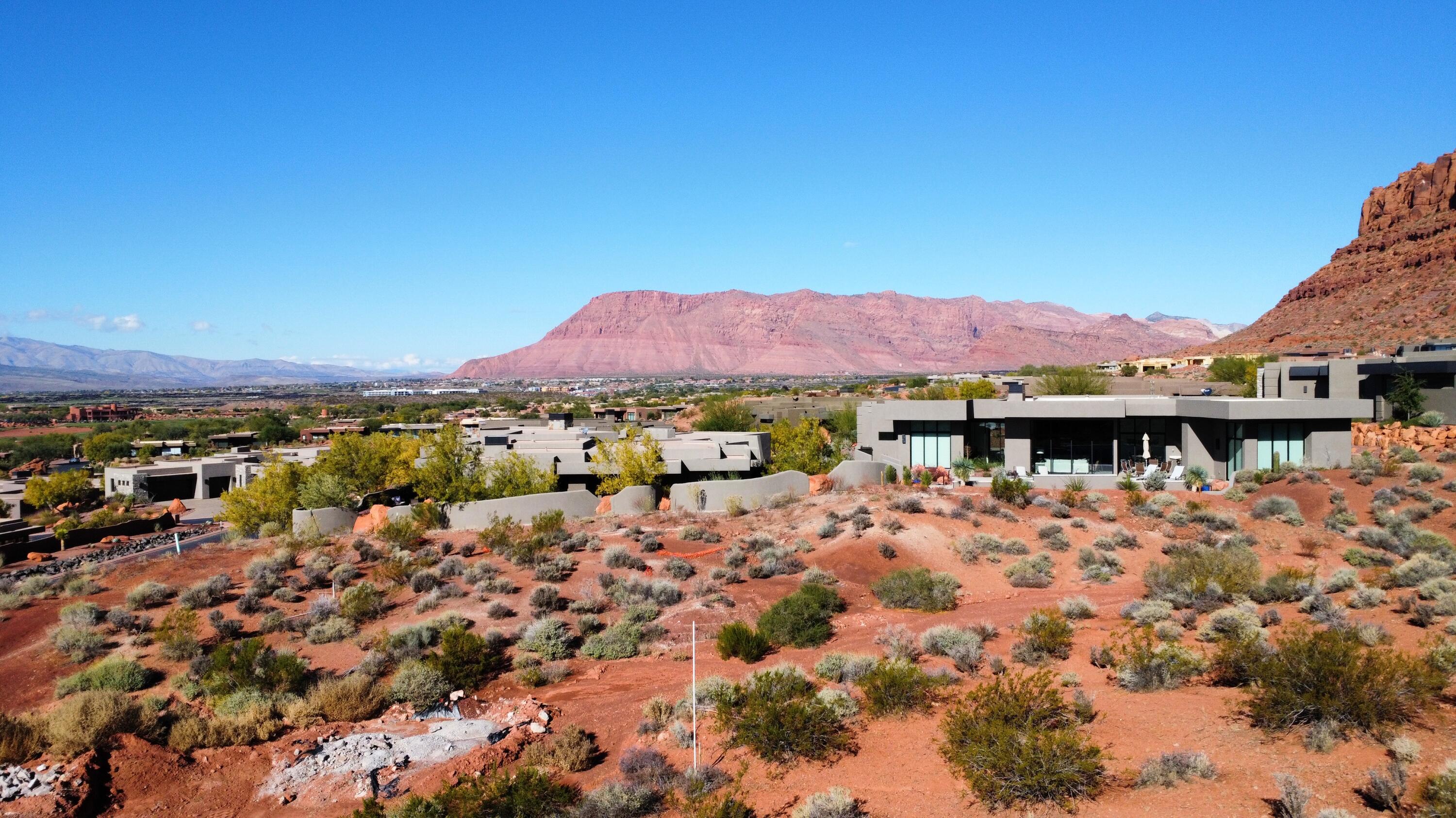 VISTAS AT ENTRADA - Residential