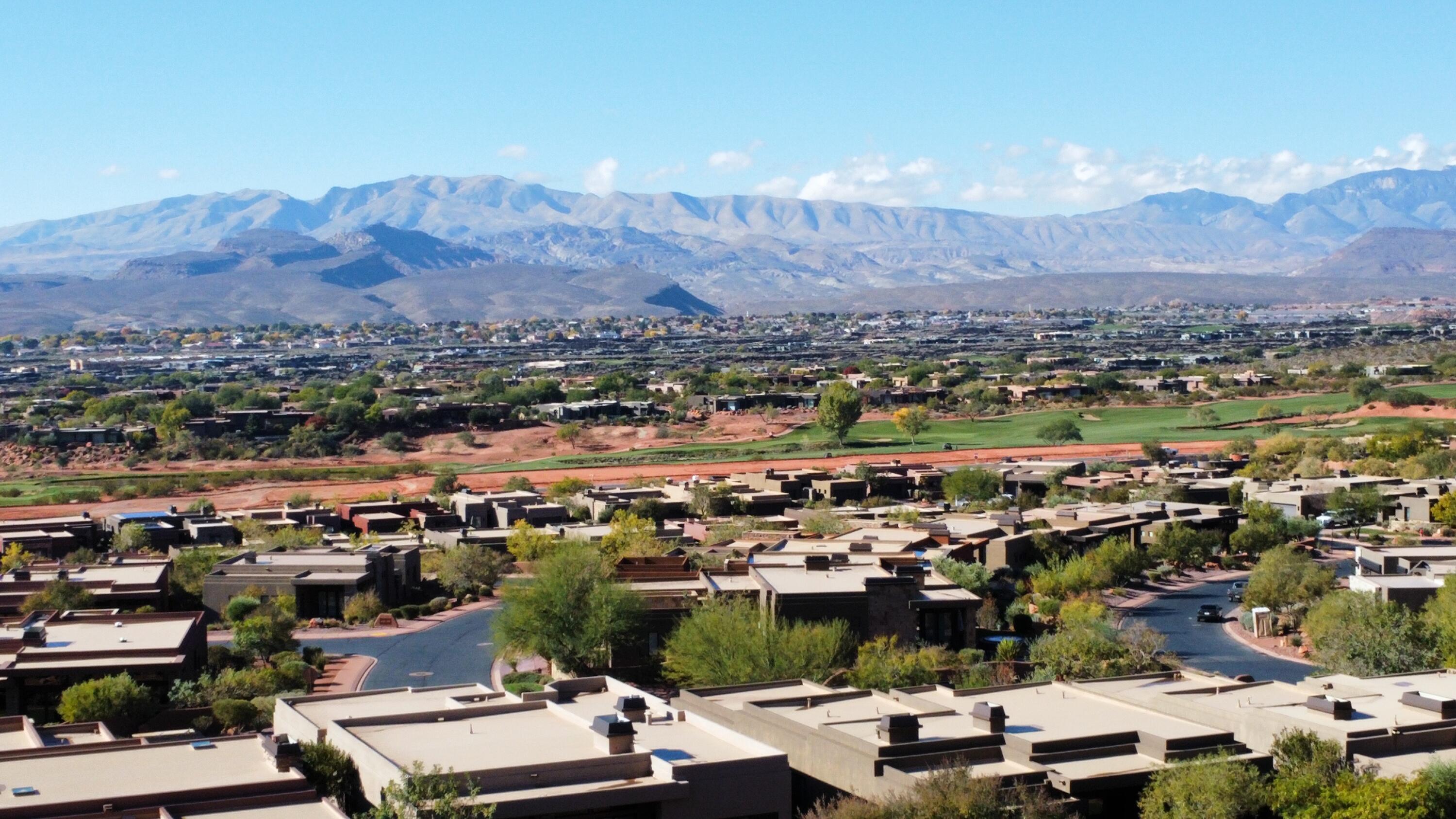 VISTAS AT ENTRADA - Residential