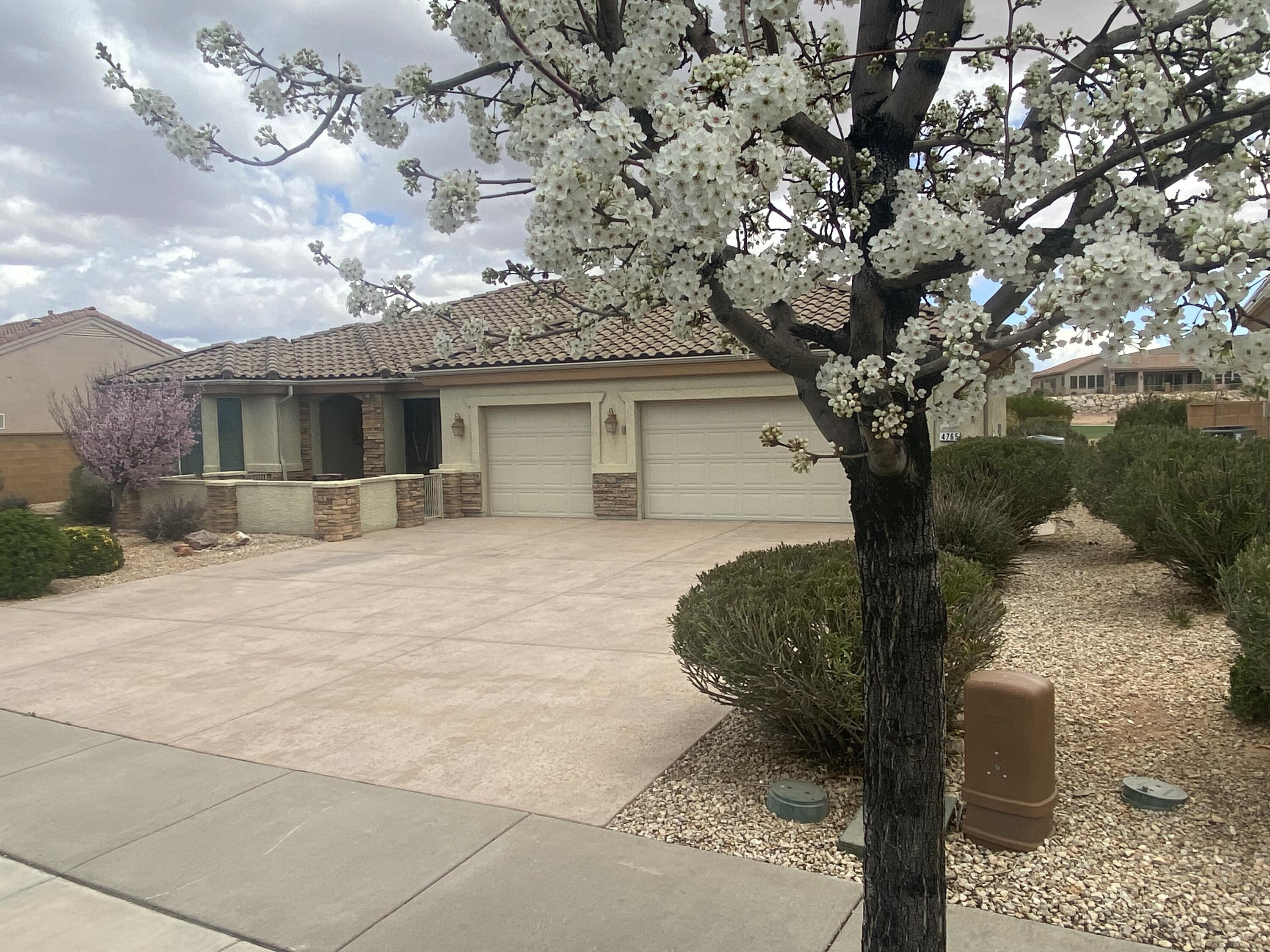 SUN RIVER - Residential