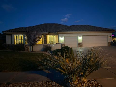 Tiny photo for 4765 S IRONWOOD DR, Saint George, UT 84790 (MLS # 26-269964)