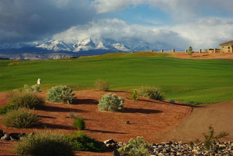 Photo of 4765 S IRONWOOD DR, Saint George, UT 84790 (MLS # 26-269964)