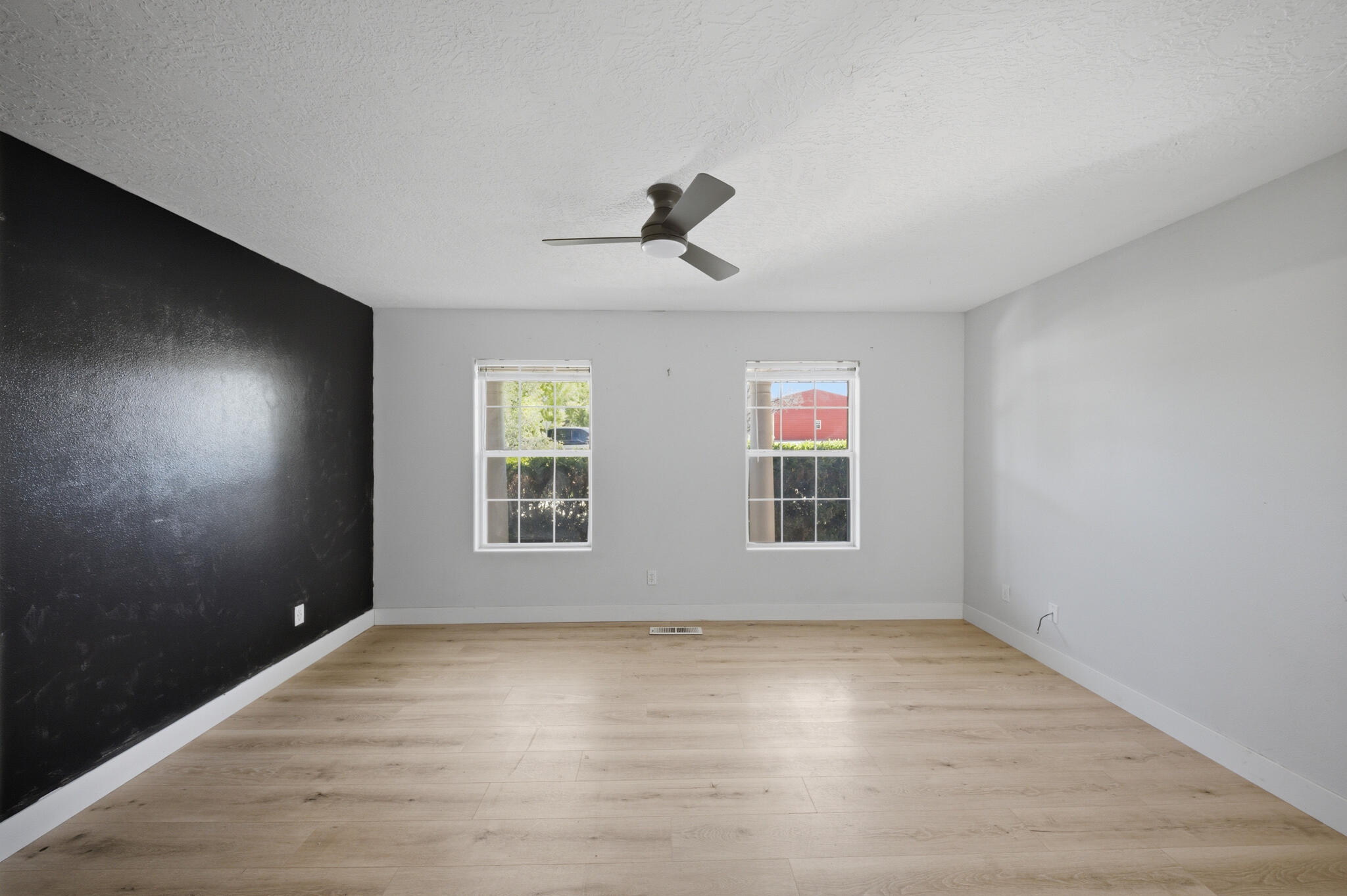 DAMMERON VALLEY FARMS - Residential