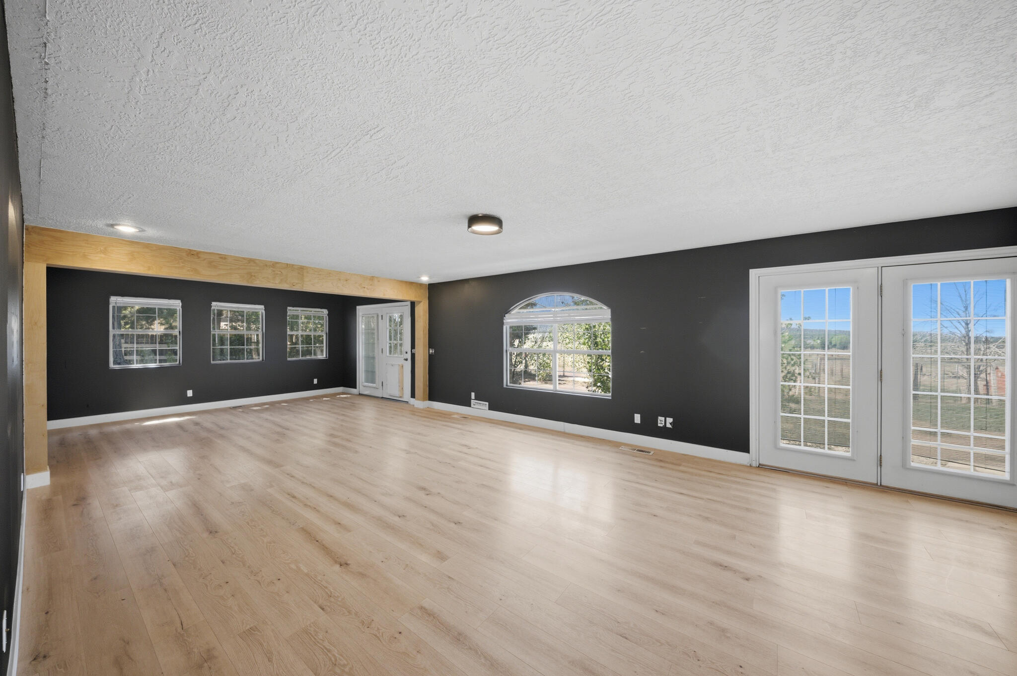 DAMMERON VALLEY FARMS - Residential