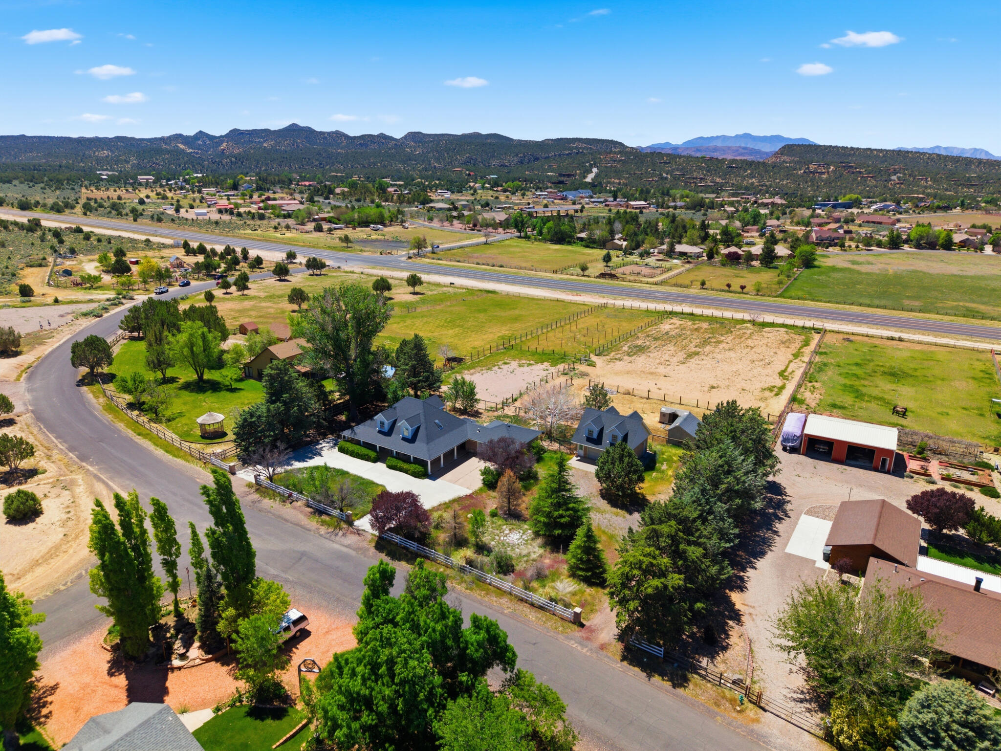 DAMMERON VALLEY FARMS - Residential