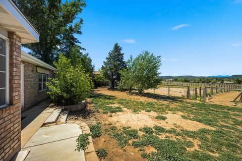 Tiny photo for 885 N HORSEMANS PARK DR, Dammeron Valley, UT 84783 (MLS # 26-271708)