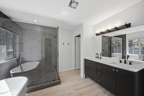 Tiny photo for 885 N HORSEMANS PARK DR, Dammeron Valley, UT 84783 (MLS # 26-271708)