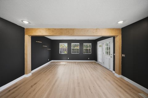 Tiny photo for 885 N HORSEMANS PARK DR, Dammeron Valley, UT 84783 (MLS # 26-271708)