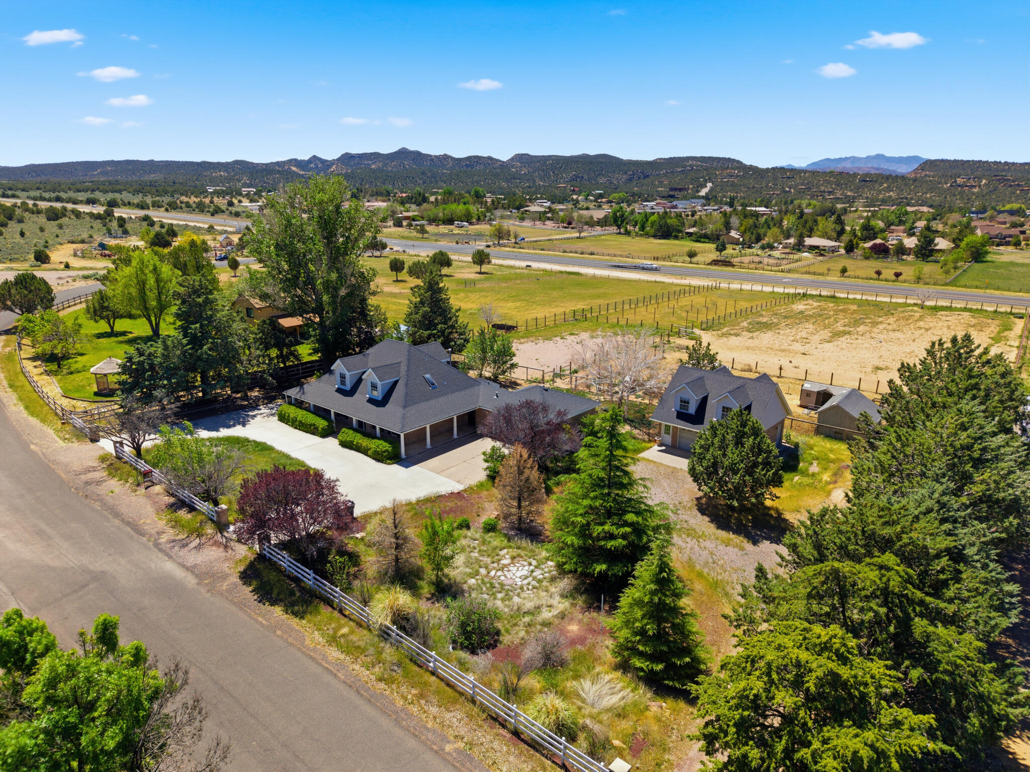 DAMMERON VALLEY FARMS - Residential