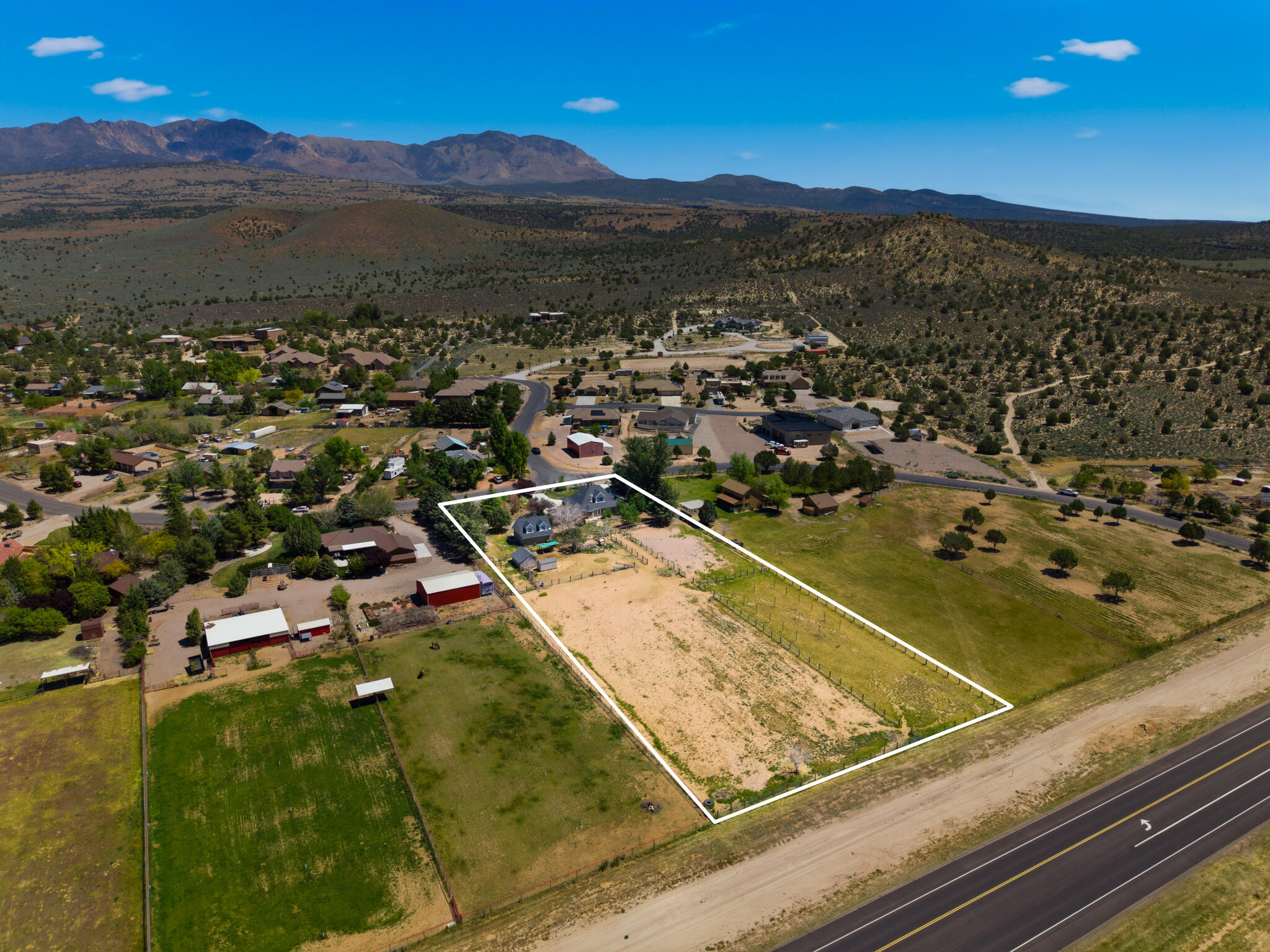 DAMMERON VALLEY FARMS - Residential