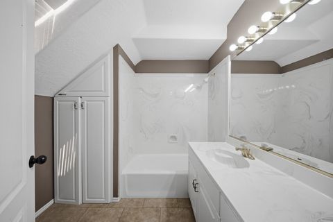 Tiny photo for 885 N HORSEMANS PARK DR, Dammeron Valley, UT 84783 (MLS # 26-271708)