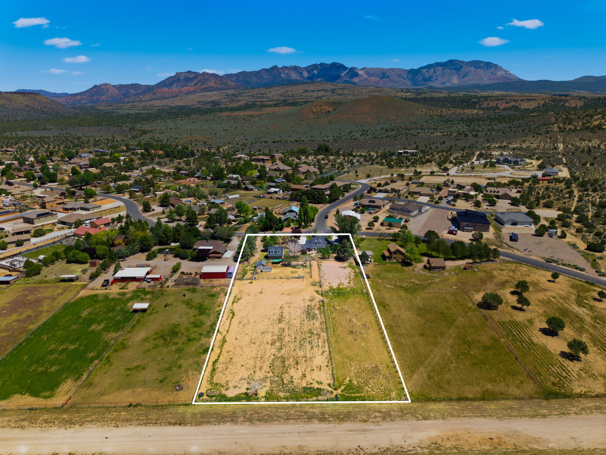 DAMMERON VALLEY FARMS - Residential