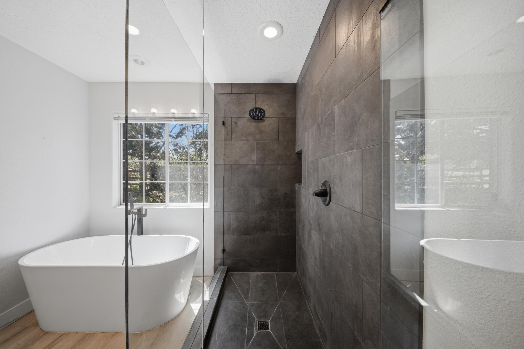 DAMMERON VALLEY FARMS - Residential