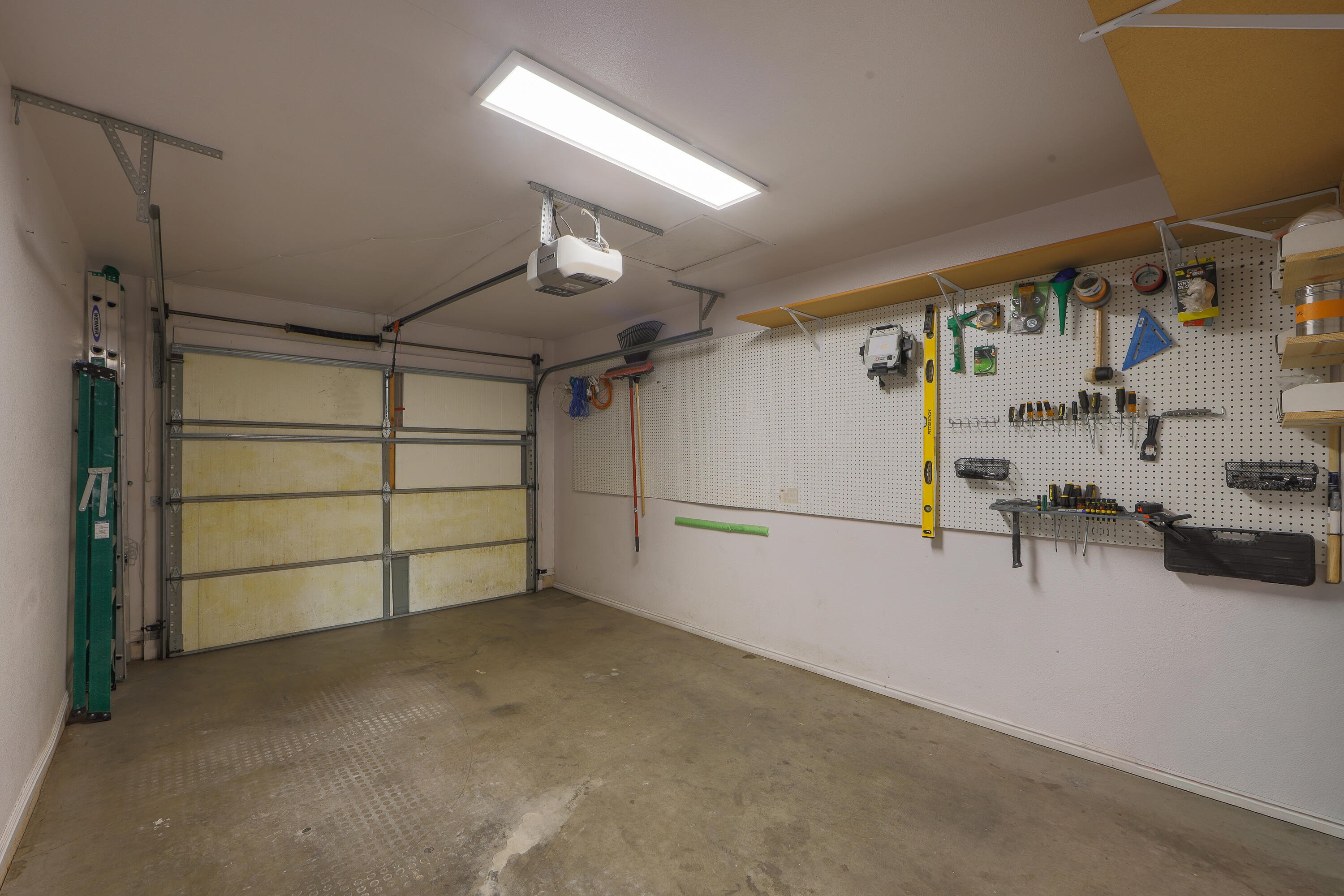 PARKWAY TOWNHOMES - Residential