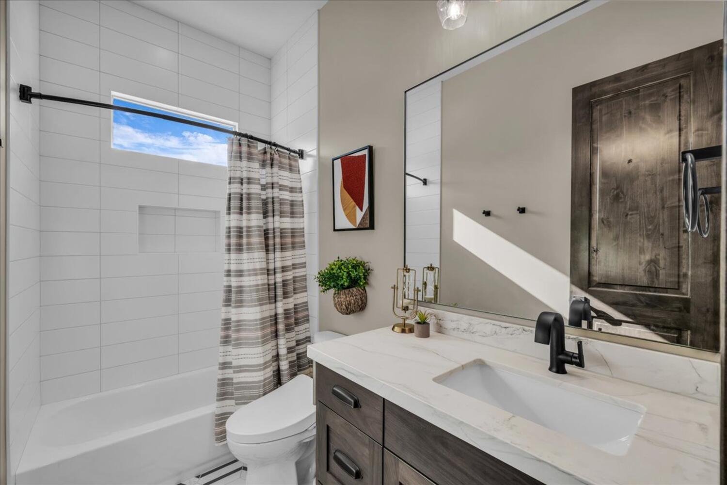 TAVA RESORT AT SAND HOLLOW - Residential