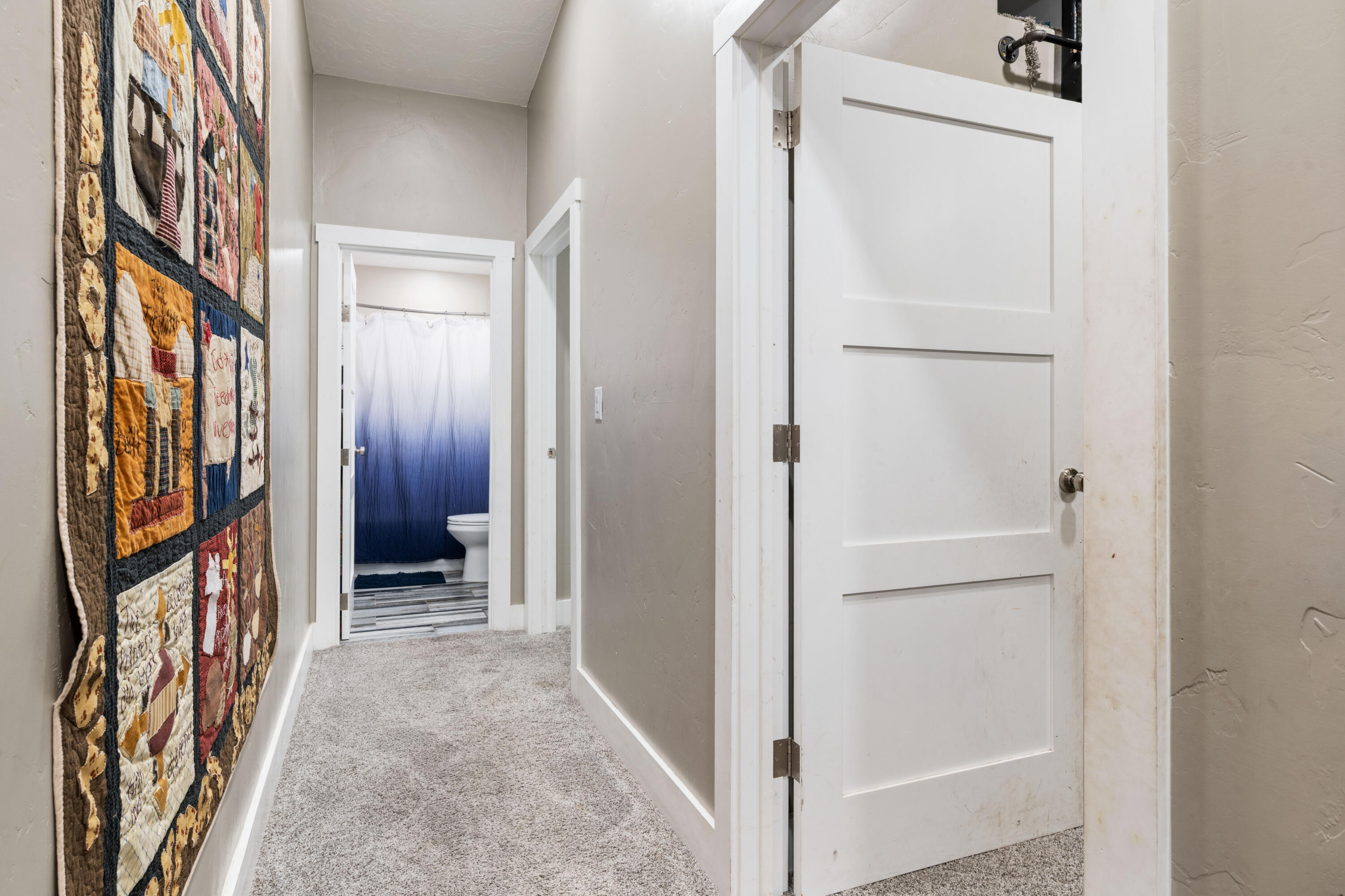 BLOOMINGTON HILLS - Residential