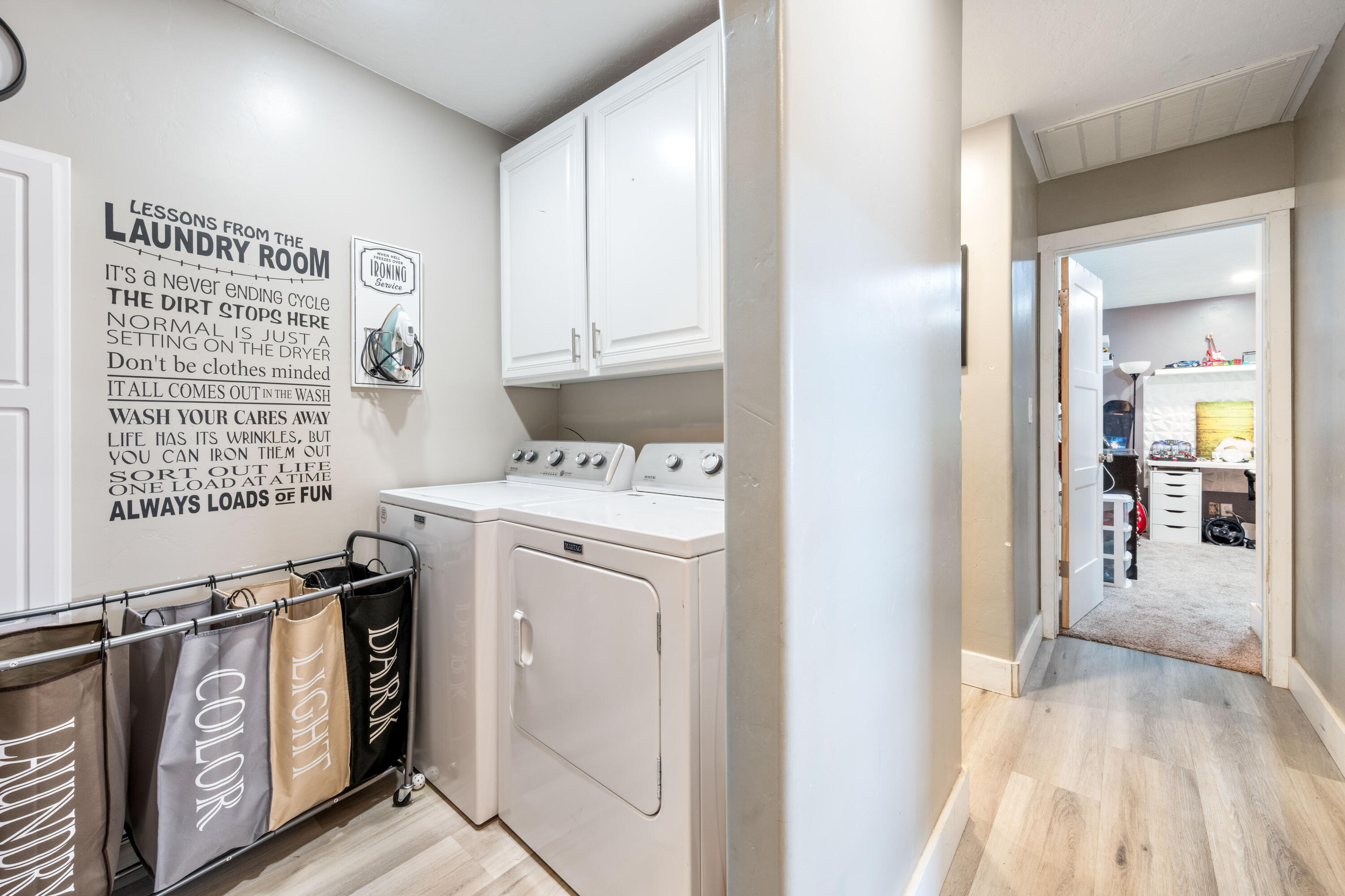 BLOOMINGTON HILLS - Residential