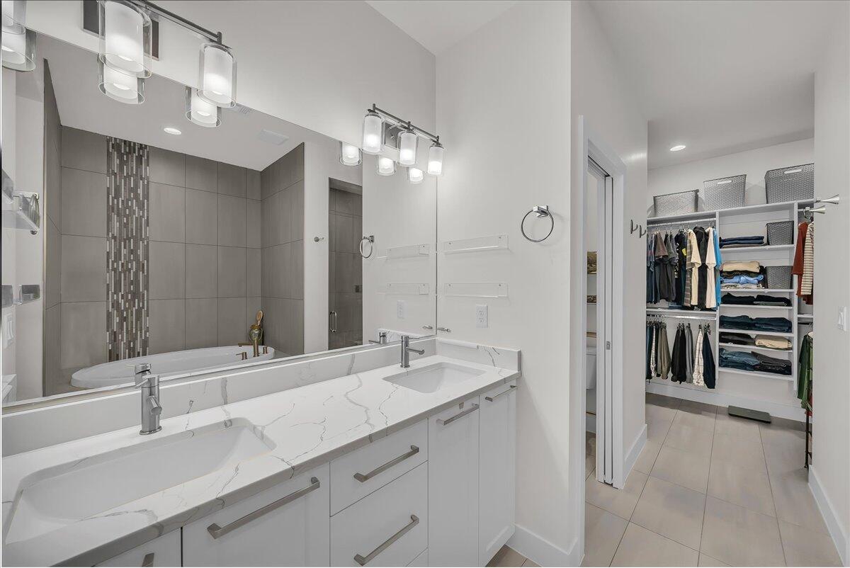 EAGLE POINTE - Residential