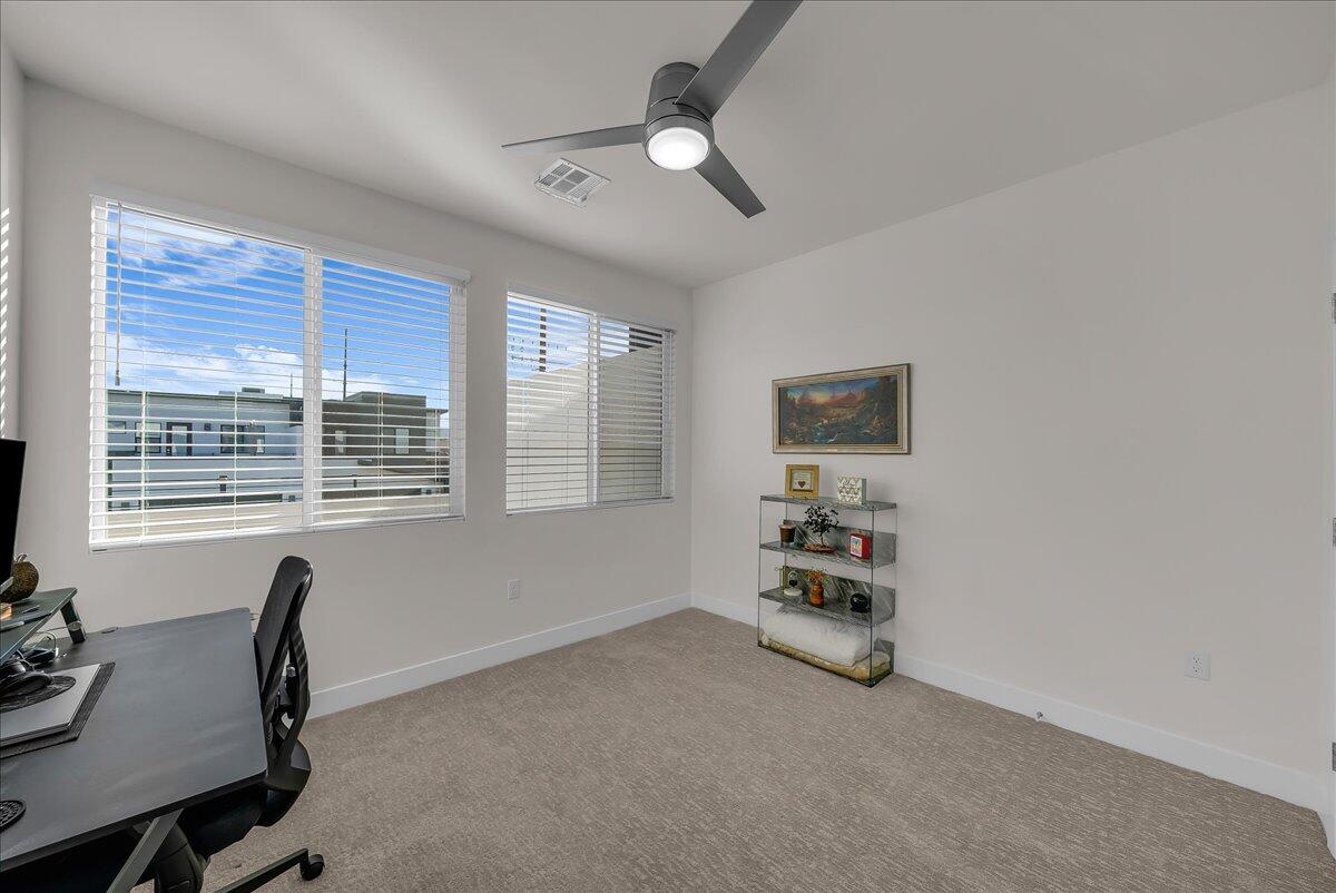 EAGLE POINTE - Residential