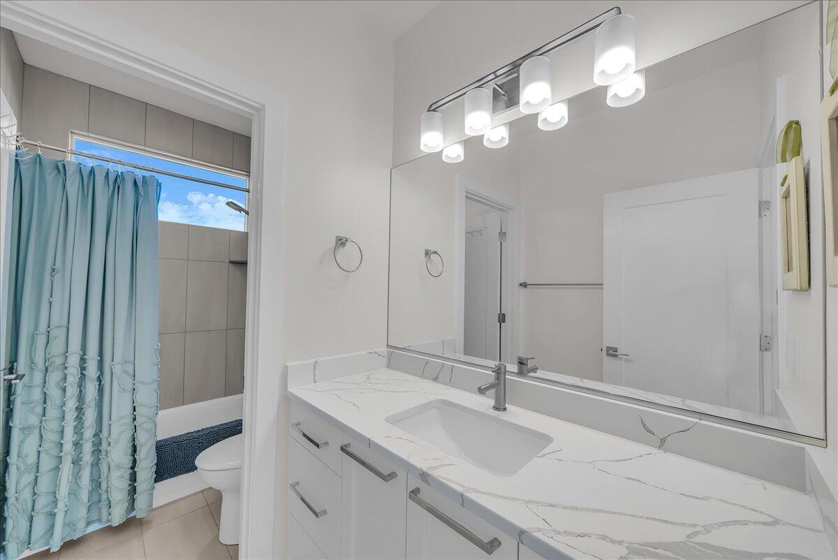 EAGLE POINTE - Residential