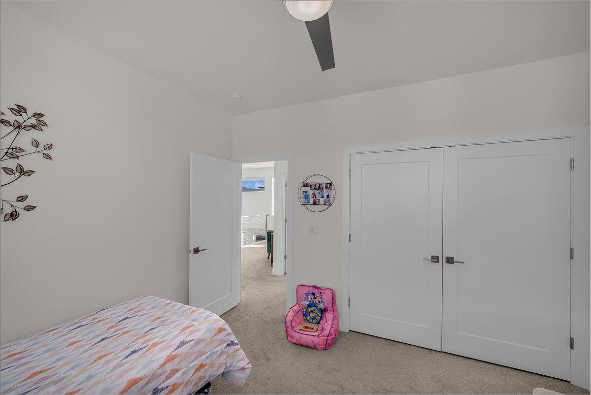 EAGLE POINTE - Residential