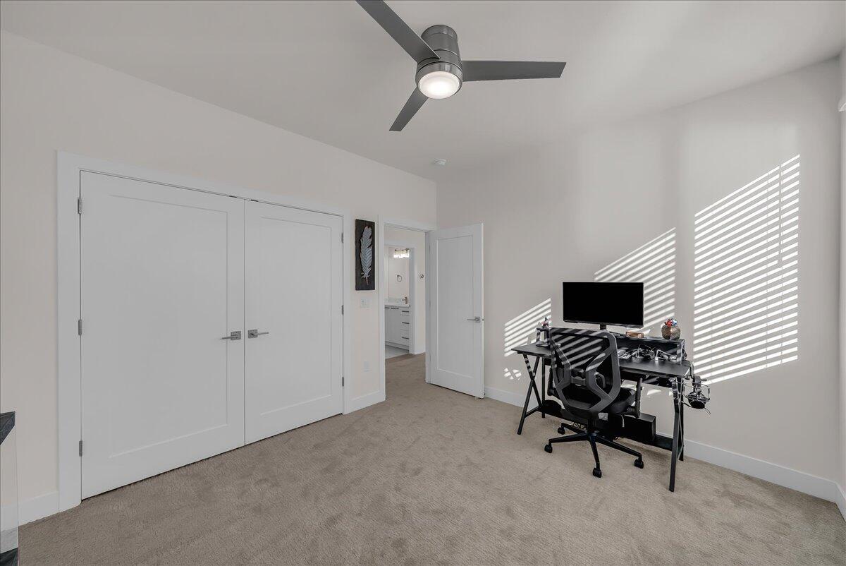 EAGLE POINTE - Residential