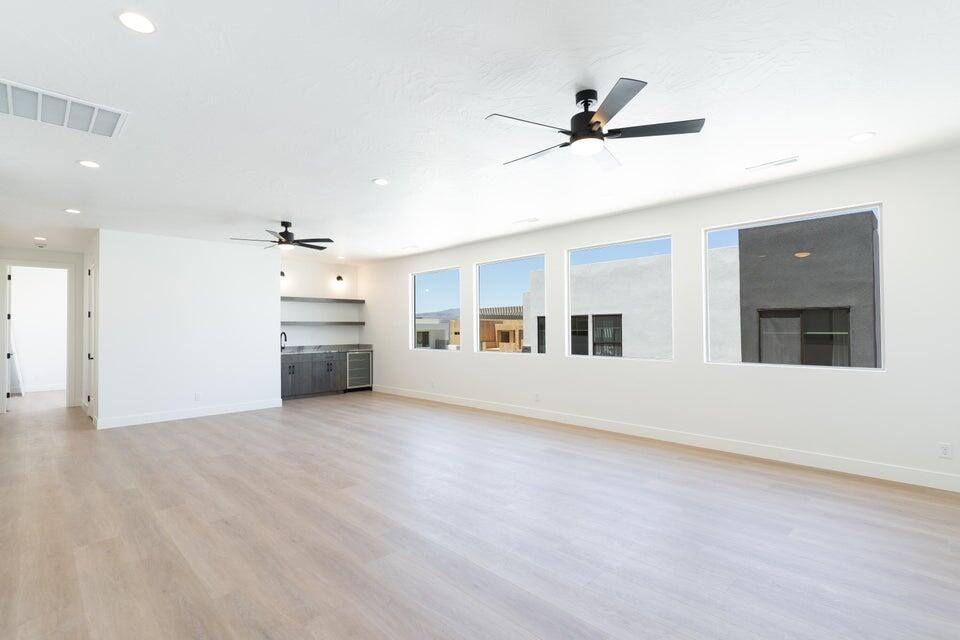 ATKINVILLE TOWNHOMES AT DESERT COLOR - Residential