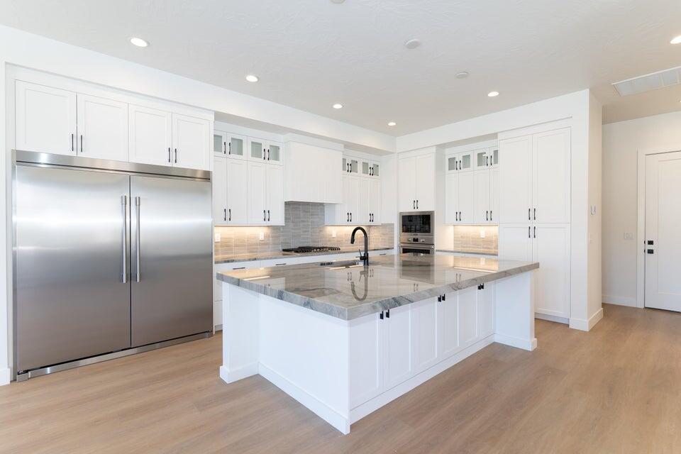 ATKINVILLE TOWNHOMES AT DESERT COLOR - Residential