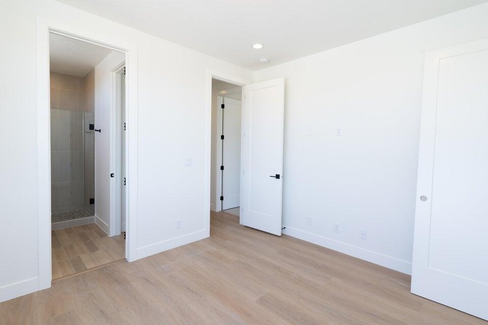 ATKINVILLE TOWNHOMES AT DESERT COLOR - Residential