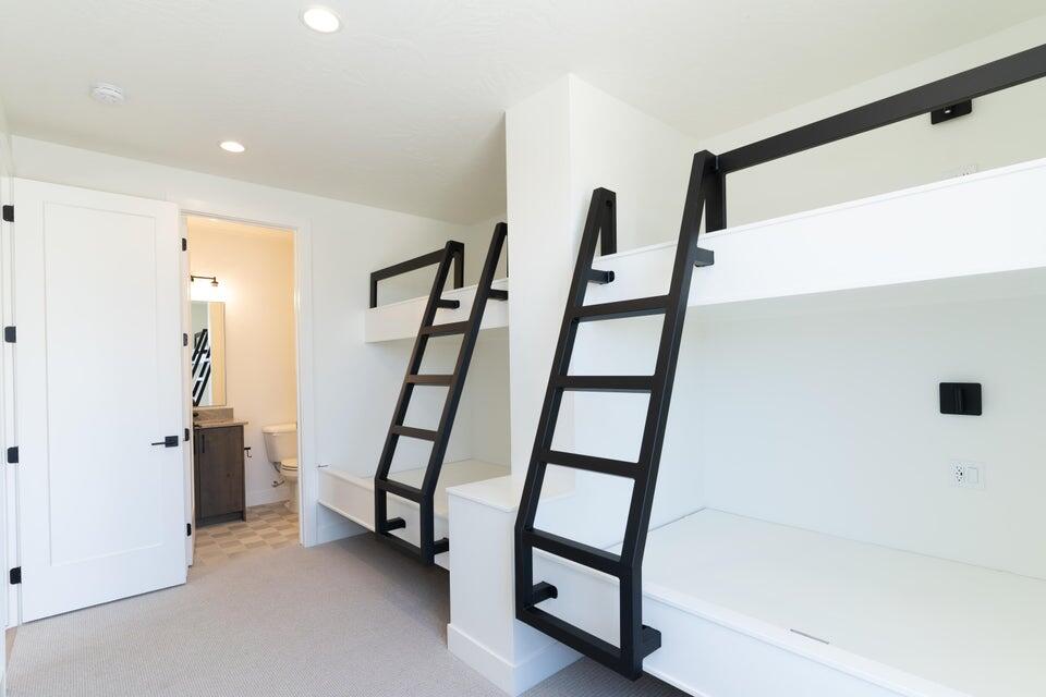 ATKINVILLE TOWNHOMES AT DESERT COLOR - Residential