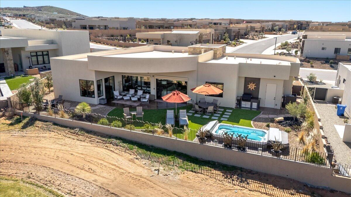 LEDGES OF SG YELLOW KNOLLS - Residential